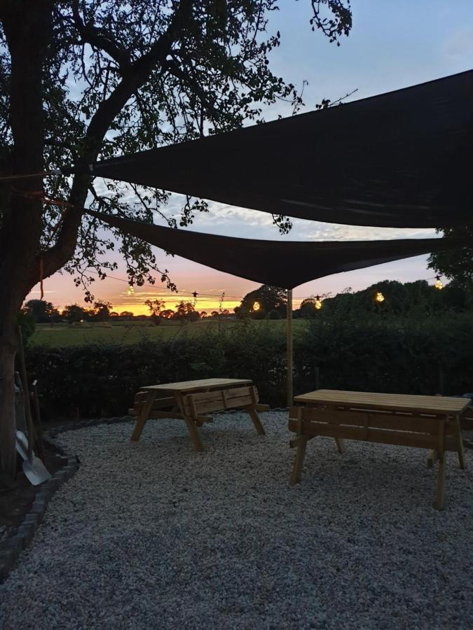 B&B Het Gelders Buitenleven Overasselt Exterior foto