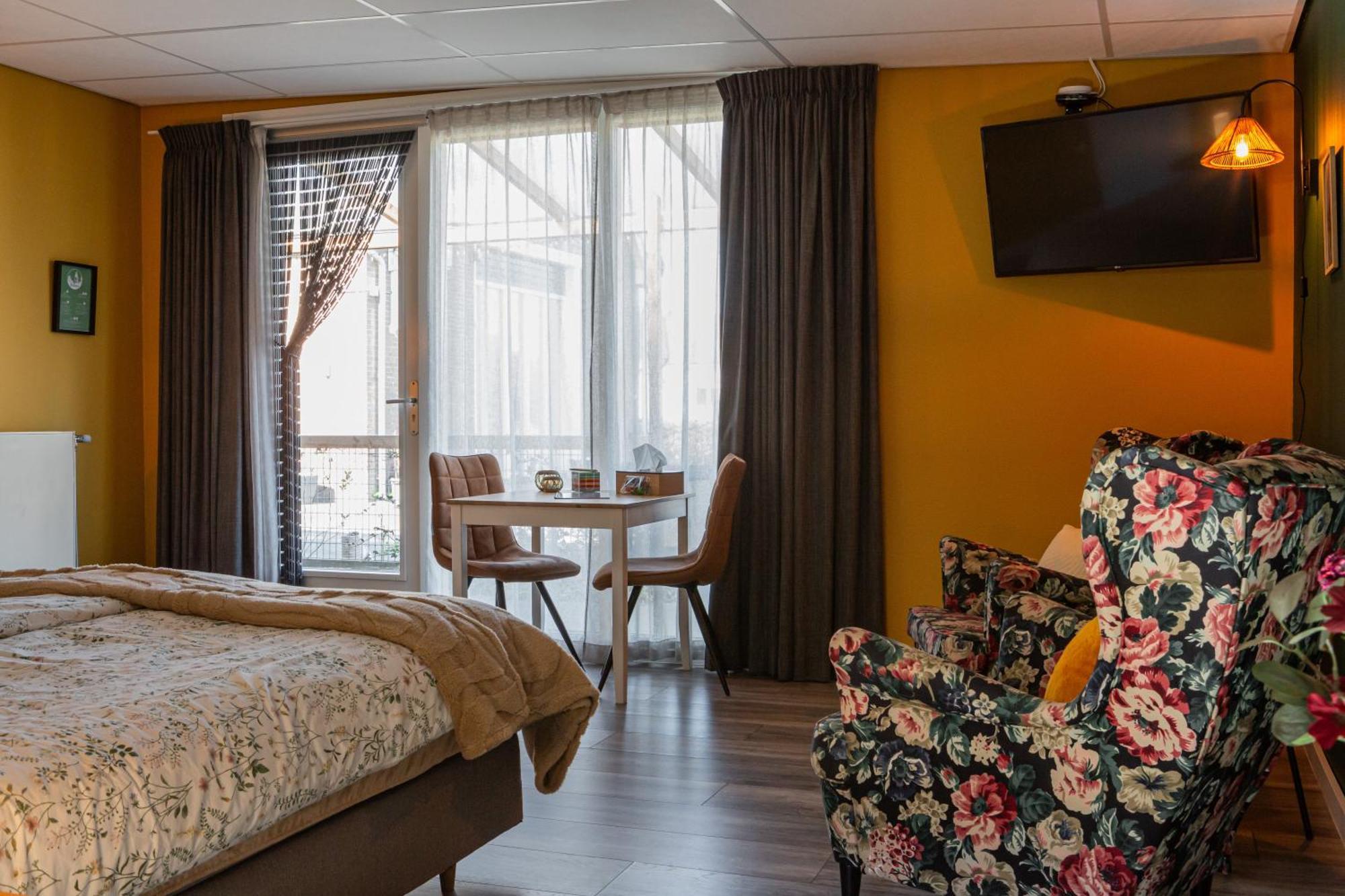 B&B Het Gelders Buitenleven Overasselt Exterior foto